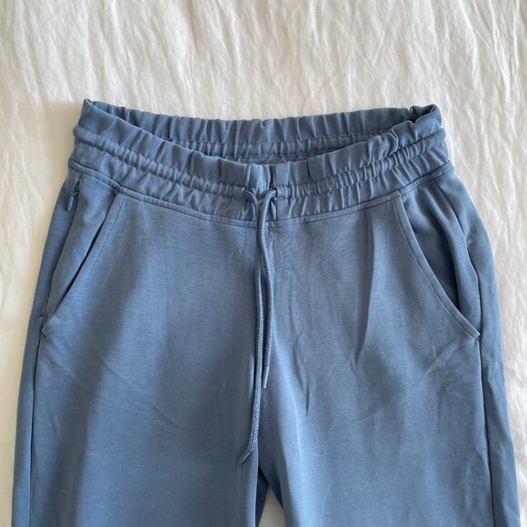 Athleta Mid Rise Straight Crop Pants in Cottage Blue (sz XS) - Picture 4 of 6
